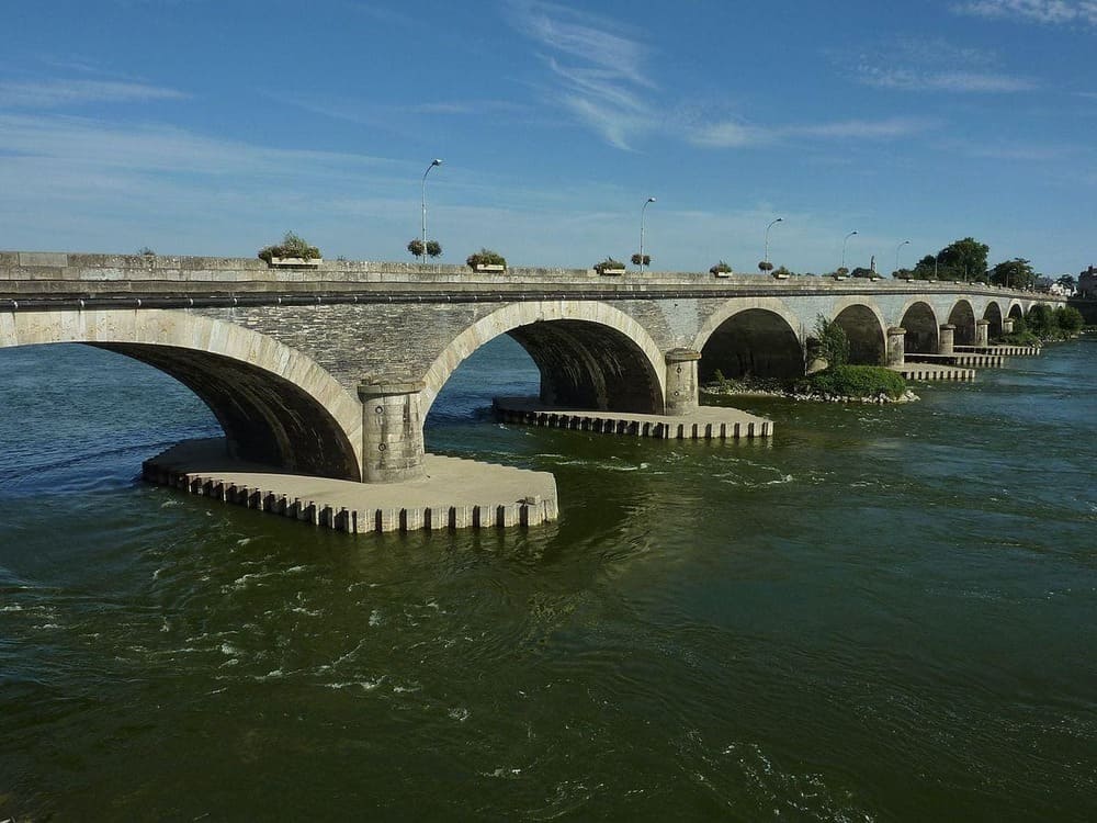 Pont de Dumnacus construit au milieu du XIXe siècle